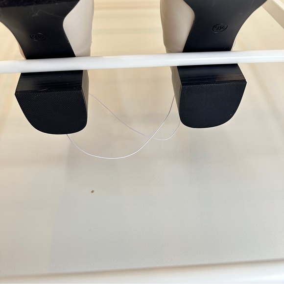 Itzel Chelsea Boot in Bone (9.5) - Picture 3 of 6